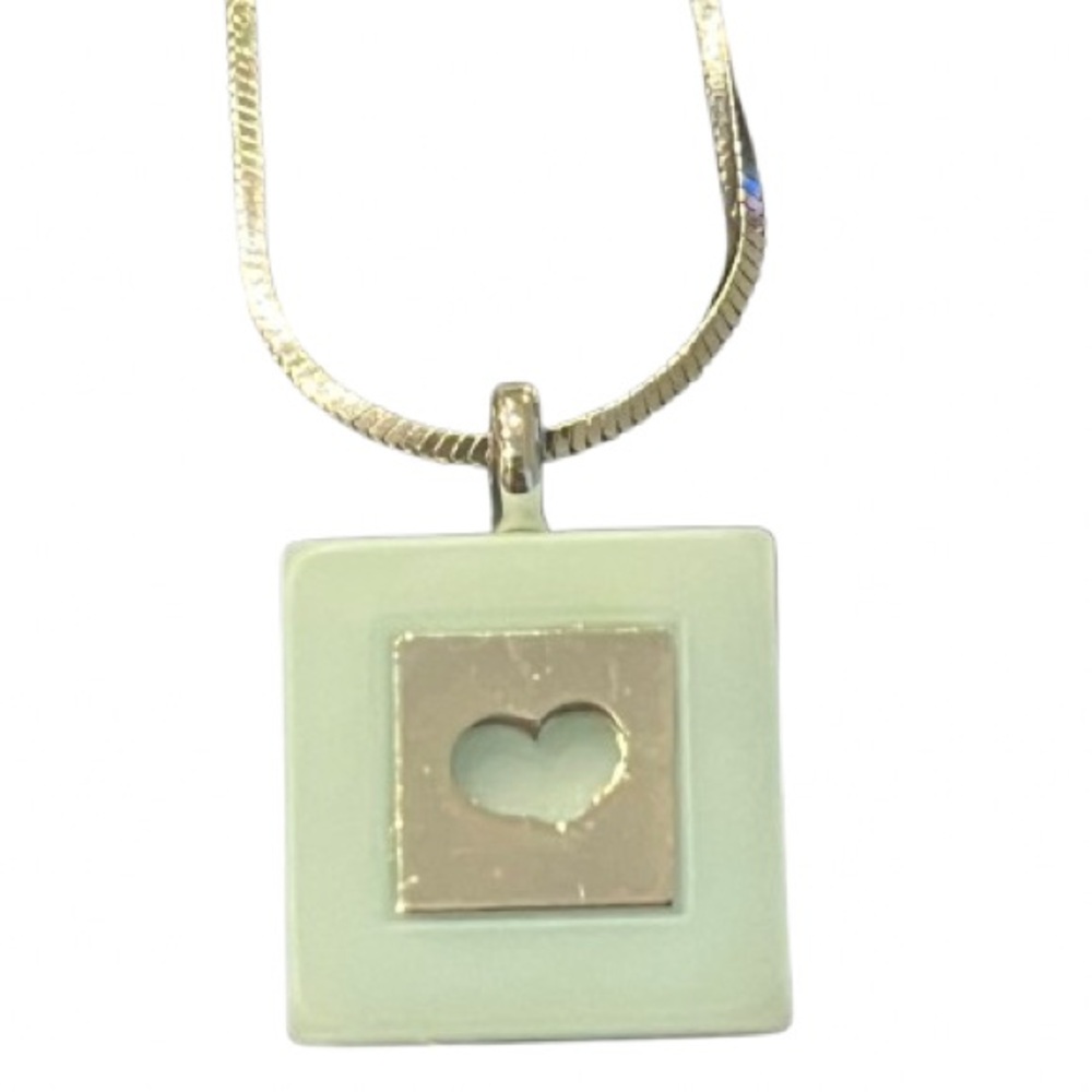 Courrèges necklace